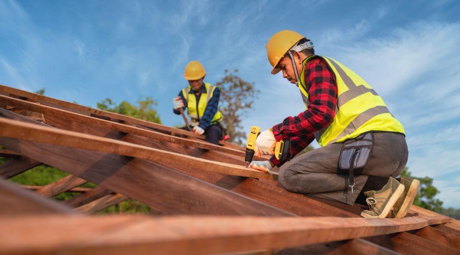 Professional gutter cleaning in Melrose, IA